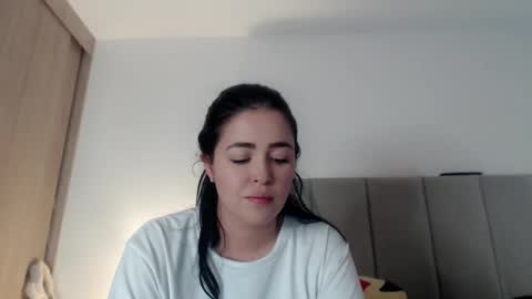 Snapshot of aleska__bell chatting on 30, 11, 2025 Aleska online show from 30, 11, 2025