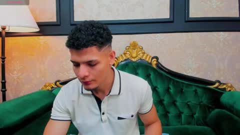 Alessandro King online show from 7, 3, 2025