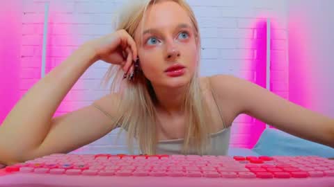 Snapshot of alessakiss chatting on 13, 6, 2026 alessakiss online show from 13, 6, 2026