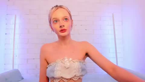Snapshot of alessakiss chatting on 21, 6, 2026 alessakiss online show from 21, 6, 2026