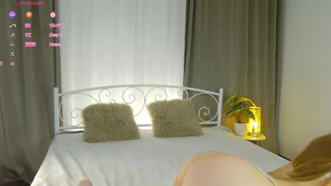 Snapshot of alessamay chatting on 8, 5, 2026 alessamay online show from 8, 5, 2026