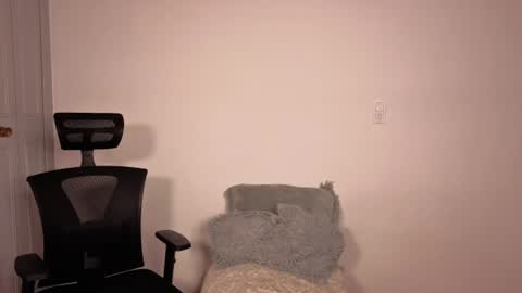 Alessandra Leblanc online show from 21, 7, 2026