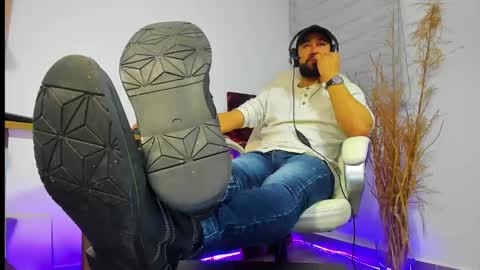 ALESSANDRO  WYE online show from 2, 12, 2024