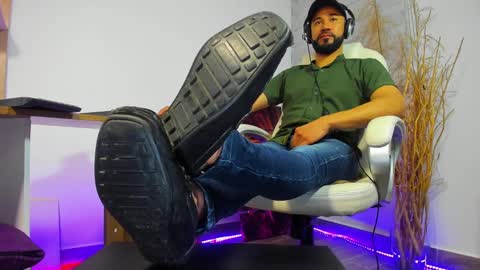 ALESSANDRO  WYE online show from 3, 12, 2024