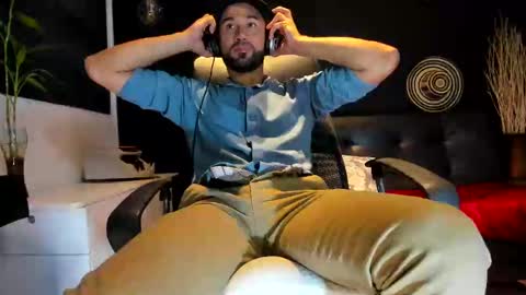 ALESSANDRO  WYE online show from 11, 10, 2025