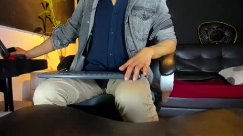 ALESSANDRO  WYE online show from 14, 2, 2026