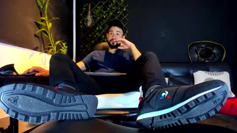 ALESSANDRO  WYE online show from 17, 2, 2026