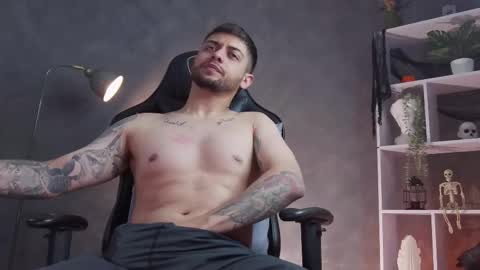 Alessandro INDEPENDENT MODEL online show from 26, 10, 2025