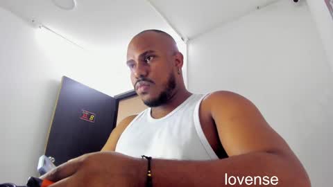 Snapshot of alessandro_hamed chatting on 11, 5, 2026 alessandro hamed online show from 11, 5, 2026