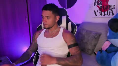 Snapshot of alessandro_vanni chatting on 9, 6, 2026 Alessandro Vanni online show from 9, 6, 2026
