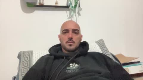 Snapshot of alessandromori91 chatting on 18, 12, 2025 alessandromori91 online show from 18, 12, 2025