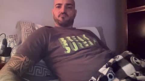 Snapshot of alessandromori91 chatting on 21, 12, 2025 alessandromori91 online show from 21, 12, 2025