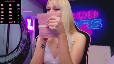 alessiacroft online show from 27, 11, 2025