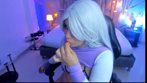 Alessia online show from 7, 11, 2025