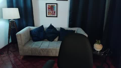 Snapshot of alessiamonroe_ chatting on 10, 7, 2026 alessiamonroe_ online show from 10, 7, 2026