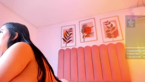 Snapshot of alessiaowen_ chatting on 11, 4, 2026 alessiaowen_ online show from 11, 4, 2026