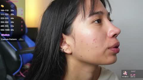 Snapshot of alessiavix chatting on 2, 1, 2025 Alessia Meow online show from 2, 1, 2025