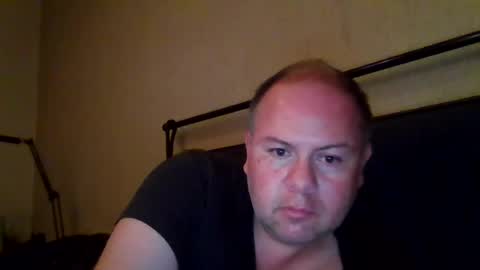 Snapshot of aleveg__101 chatting on 19, 6, 2026 aleveg__101 online show from 19, 6, 2026