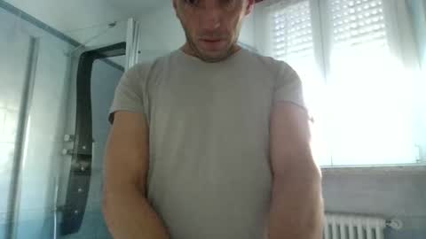 Snapshot of alex120475 chatting on 7, 1, 2025 alex120475 online show from 7, 1, 2025