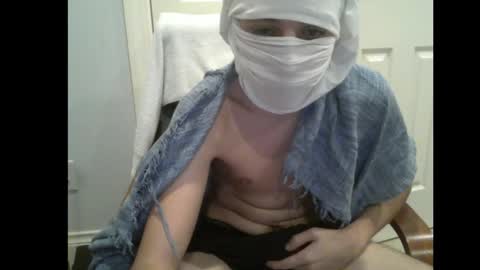 Snapshot of alex1817c chatting on 28, 10, 2025 alex1817c online show from 28, 10, 2025