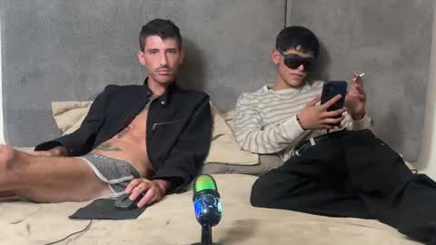 alex_and_charlie online show from 29, 4, 2026