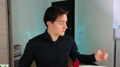 FAVORITE online show from 2, 12, 2024