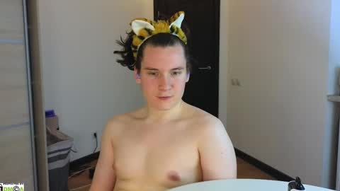 FAVORITE online show from 11, 2, 2025