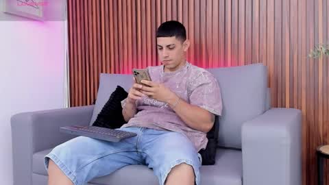 alex online show from 19, 3, 2026