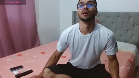 alex_jus1 online show from 4, 1, 2025