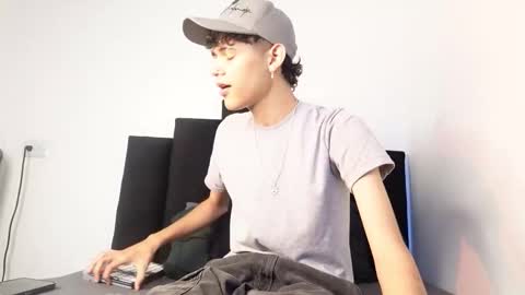 alex_mark_ online show from 28, 11, 2025