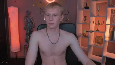 Snapshot of alex_reeding chatting on 26, 5, 2026 Alex online show from 26, 5, 2026