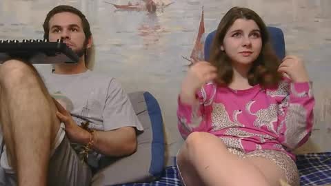 Alex and Sarah online show from 25, 3, 2026