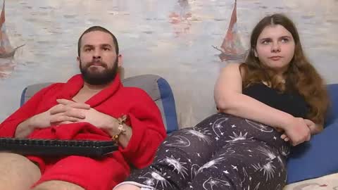 Alex and Sarah online show from 24, 4, 2026