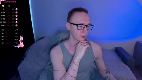 Snapshot of alex_silent chatting on 24, 10, 2025 alex_silent online show from 24, 10, 2025