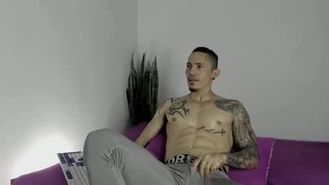 Snapshot of alex_sthorm chatting on 20, 12, 2024 alex_sthorm online show from 20, 12, 2024