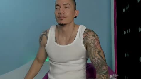 Snapshot of alex_sthorm chatting on 17, 1, 2025 alex_sthorm online show from 17, 1, 2025