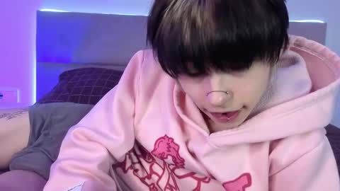 Alex Valley online show from 5, 4, 2026