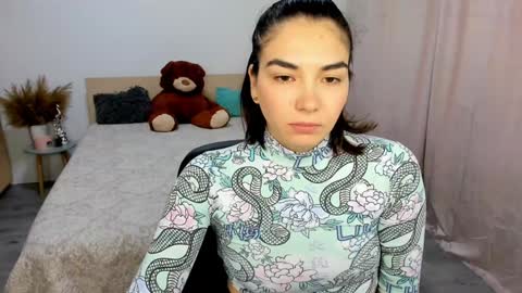 Snapshot of alexa_dolly chatting on 11, 1, 2025 Alexa online show from 11, 1, 2025