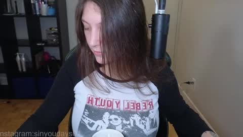 dont be afraid to click social media link its  working  just click on that  online show from 13, 11, 2025