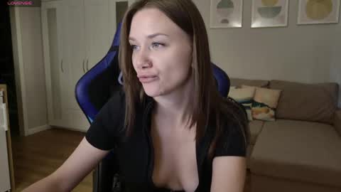 Snapshot of alexa_feels chatting on 21, 5, 2026 Little Duck homie online show from 21, 5, 2026