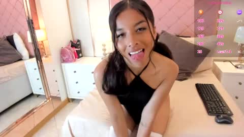 Snapshot of alexa_jonees chatting on 28, 5, 2026 Alexa online show from 28, 5, 2026