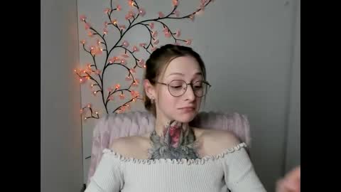 Snapshot of alexa_kittie chatting on 29, 4, 2026 Alexa online show from 29, 4, 2026