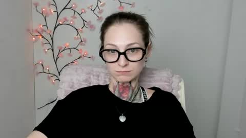Snapshot of alexa_kittie chatting on 24, 6, 2026 Alexa online show from 24, 6, 2026