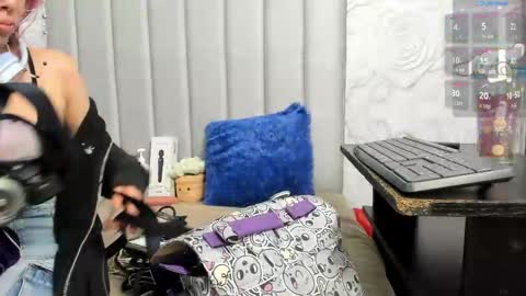 Snapshot of alexafoxy18 chatting on 31, 5, 2026 ALEXA online show from 31, 5, 2026