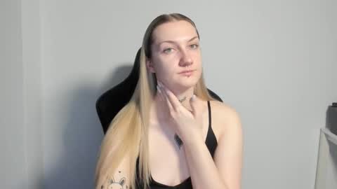 Snapshot of alexafragile chatting on 22, 2, 2026 Alexa online show from 22, 2, 2026