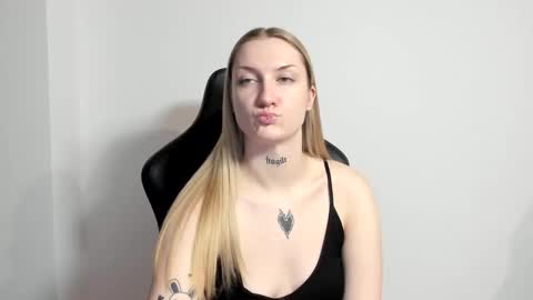 Snapshot of alexafragile chatting on 28, 2, 2026 Alexa online show from 28, 2, 2026