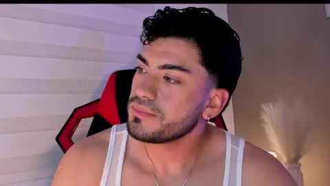 Snapshot of alexander_diiaz chatting on 15, 4, 2026 Alexander Diaz online show from 15, 4, 2026
