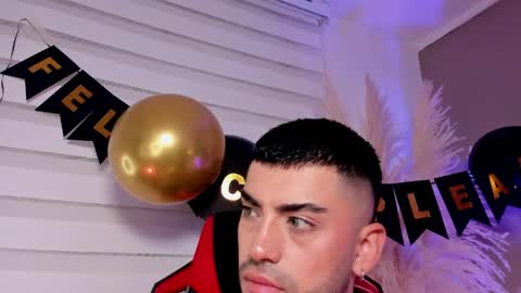 Snapshot of alexander_diiaz chatting on 11, 5, 2026 Alexander Diaz online show from 11, 5, 2026