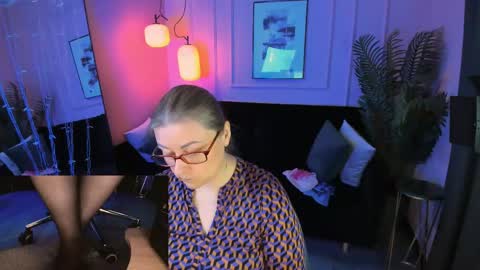 Snapshot of alexandra_kind chatting on 28, 4, 2026 Alexandra online show from 28, 4, 2026