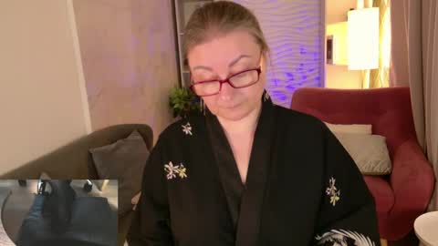 Snapshot of alexandra_kind chatting on 18, 5, 2026 Alexandra online show from 18, 5, 2026